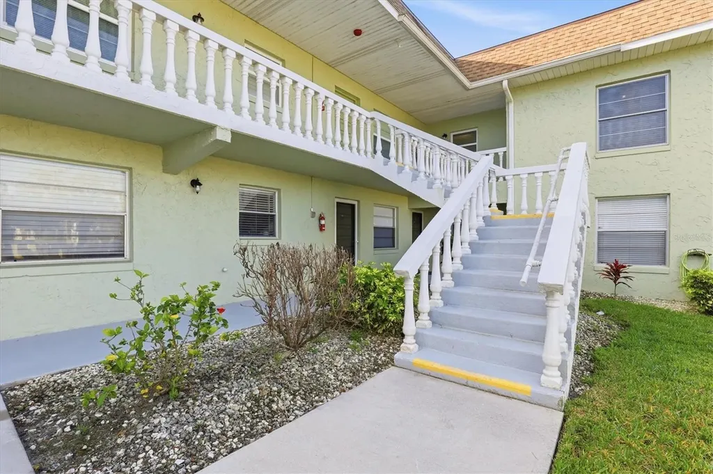 1250 S Pinellas Avenue Tarpon Springs FL 34689