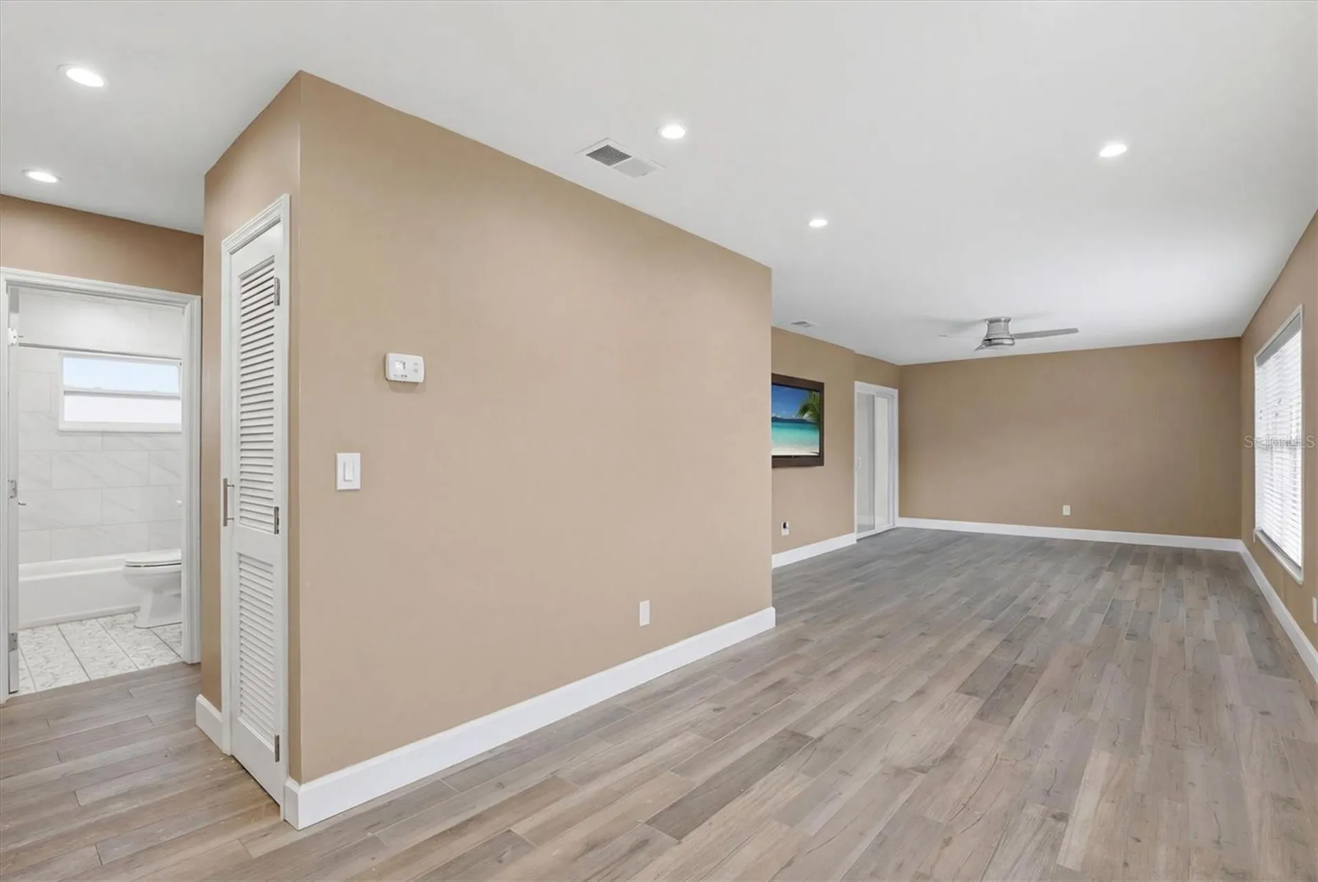 1250 S Pinellas Avenue Tarpon Springs FL 34689