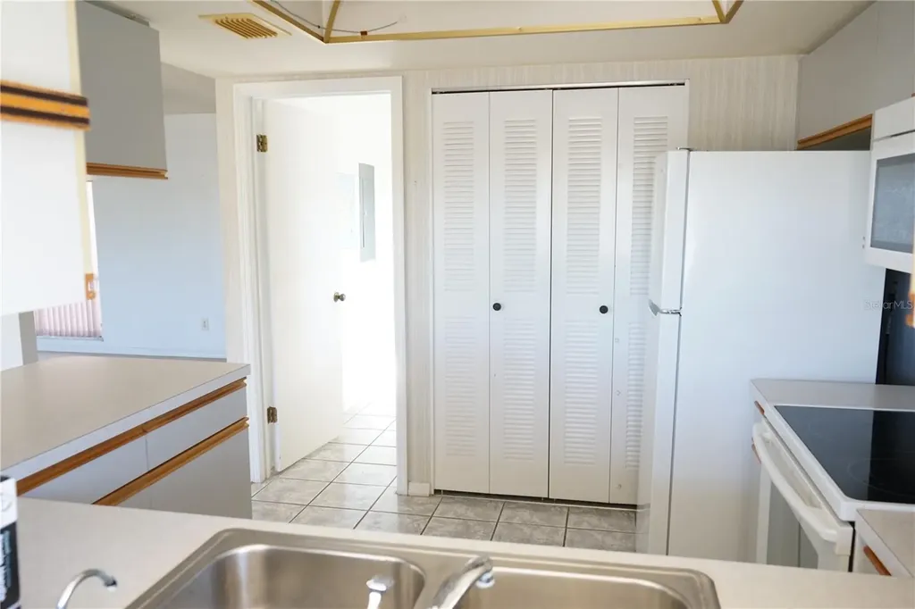 302 Bryce Court Sun City Center FL 33573