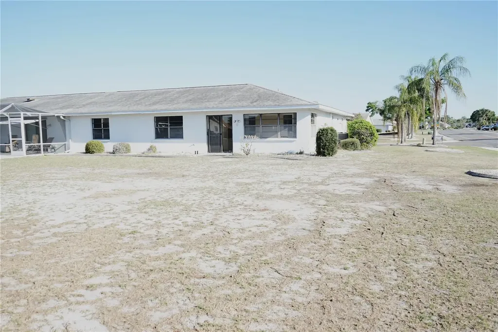 302 Bryce Court Sun City Center FL 33573