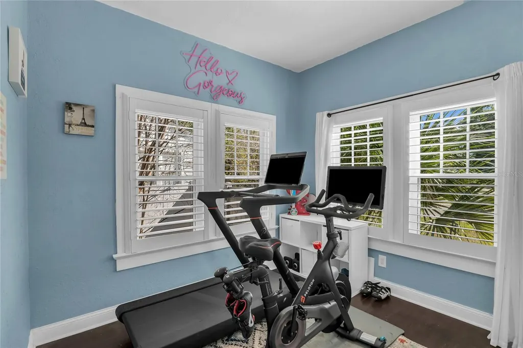 2414 Newberry Street Orlando FL 32806
