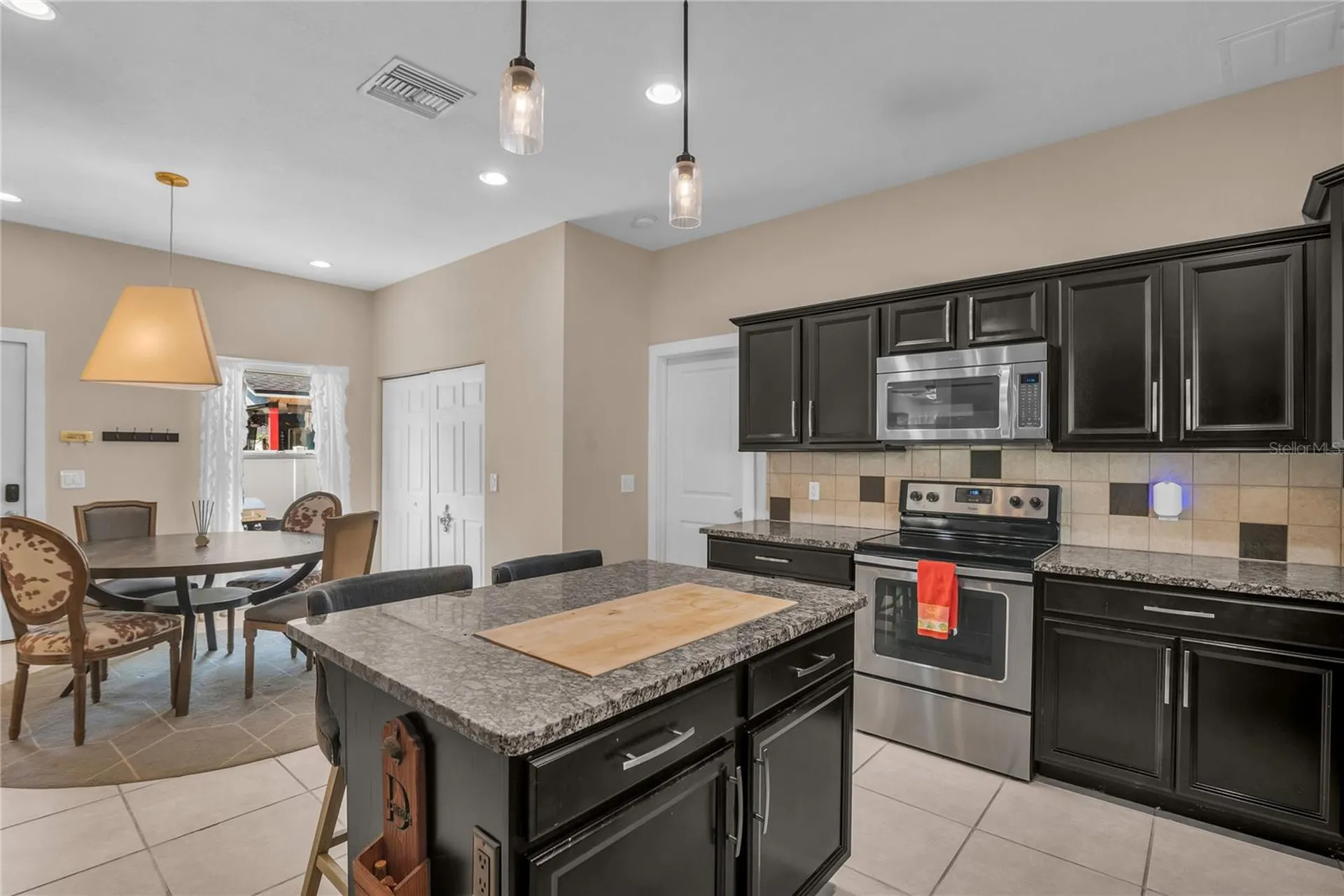 2414 Newberry Street Orlando FL 32806