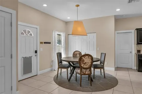 2414 Newberry Street Orlando FL 32806