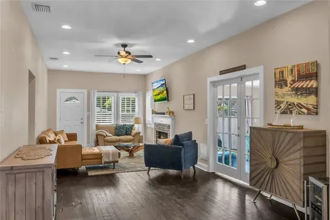 2414 Newberry Street Orlando FL 32806