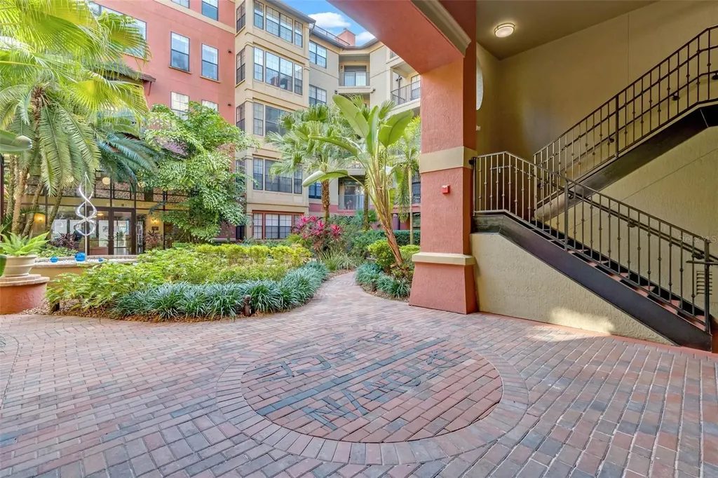 911 N Orange Avenue Orlando FL 32801