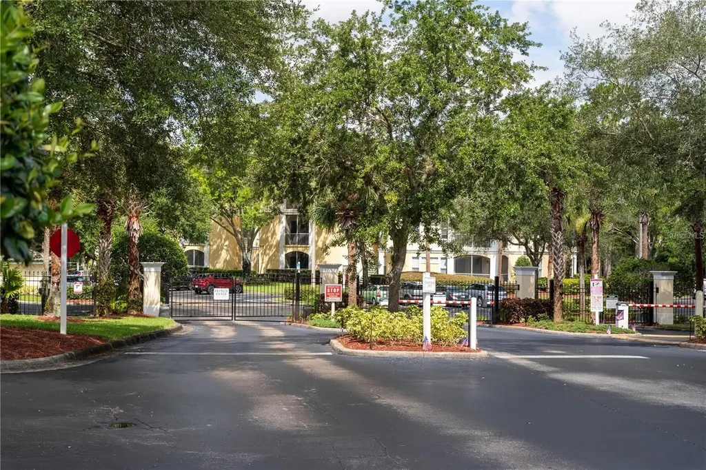 8913 Legacy Court Kissimmee FL 34747