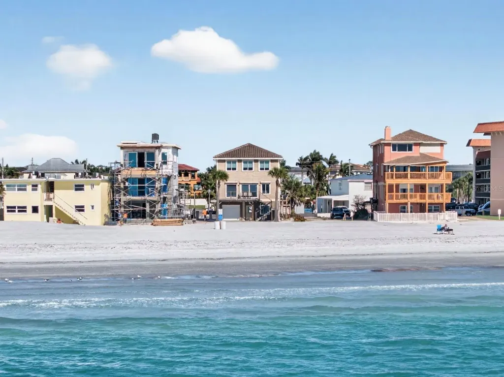 17610 Lee Avenue Redington Shores FL 33708