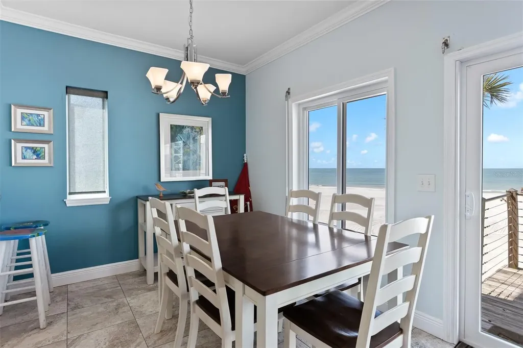 17610 Lee Avenue Redington Shores FL 33708