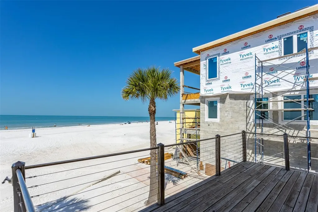 17610 Lee Avenue Redington Shores FL 33708