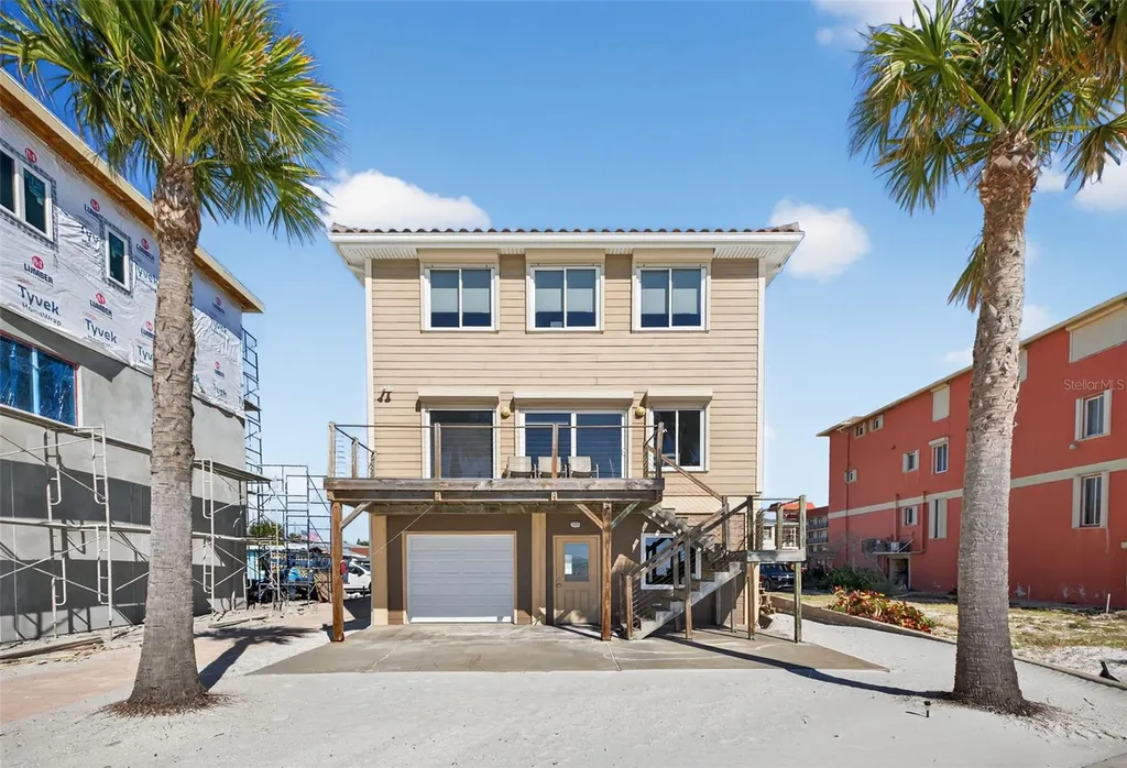 17610 Lee Avenue Redington Shores FL 33708