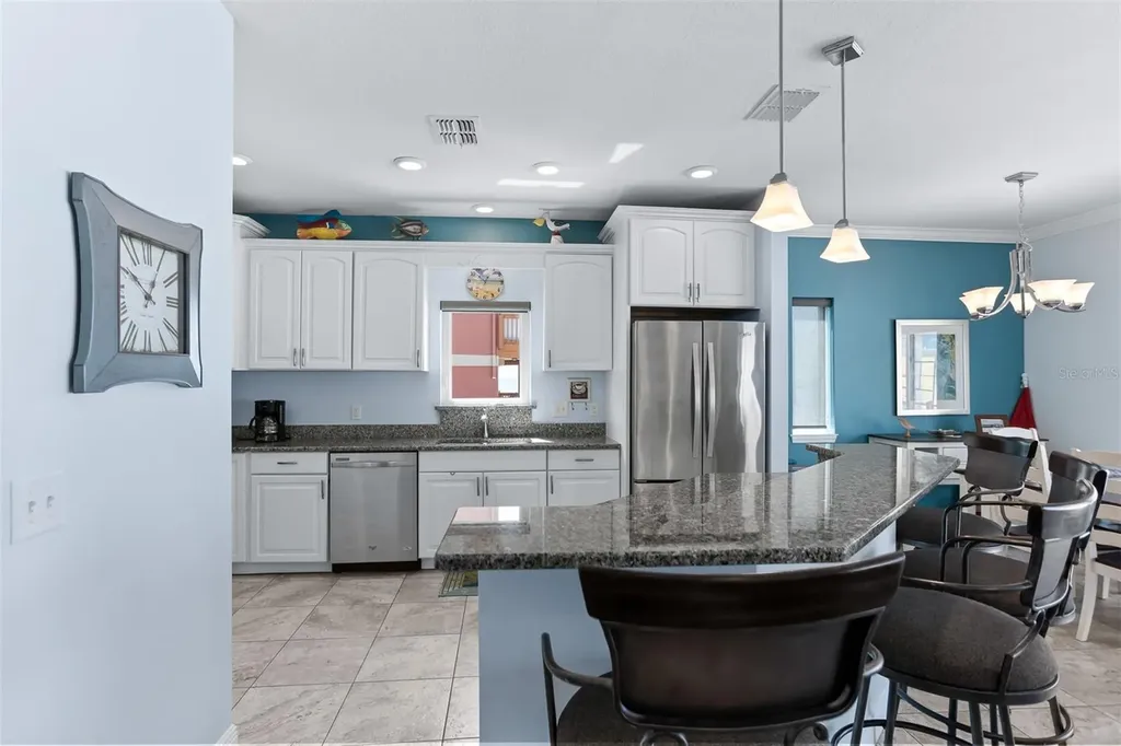 17610 Lee Avenue Redington Shores FL 33708