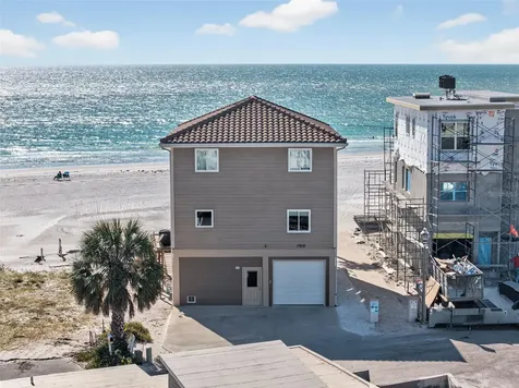 17610 Lee Avenue Redington Shores FL 33708