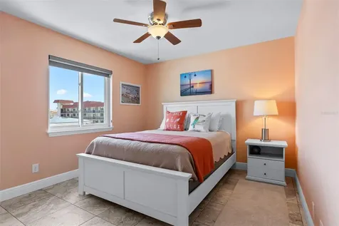 17610 Lee Avenue Redington Shores FL 33708
