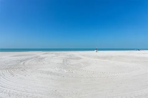 17610 Lee Avenue Redington Shores FL 33708