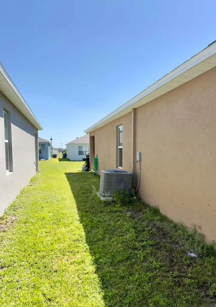 295 Taylor Groves Street Lake Wales FL 33898