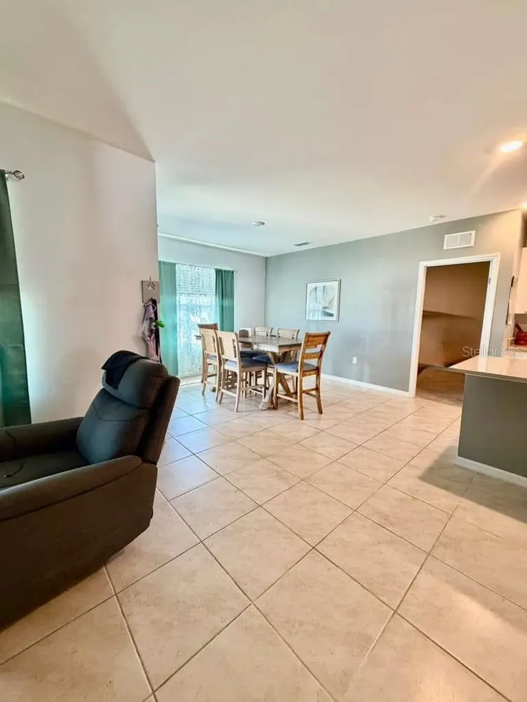 295 Taylor Groves Street Lake Wales FL 33898