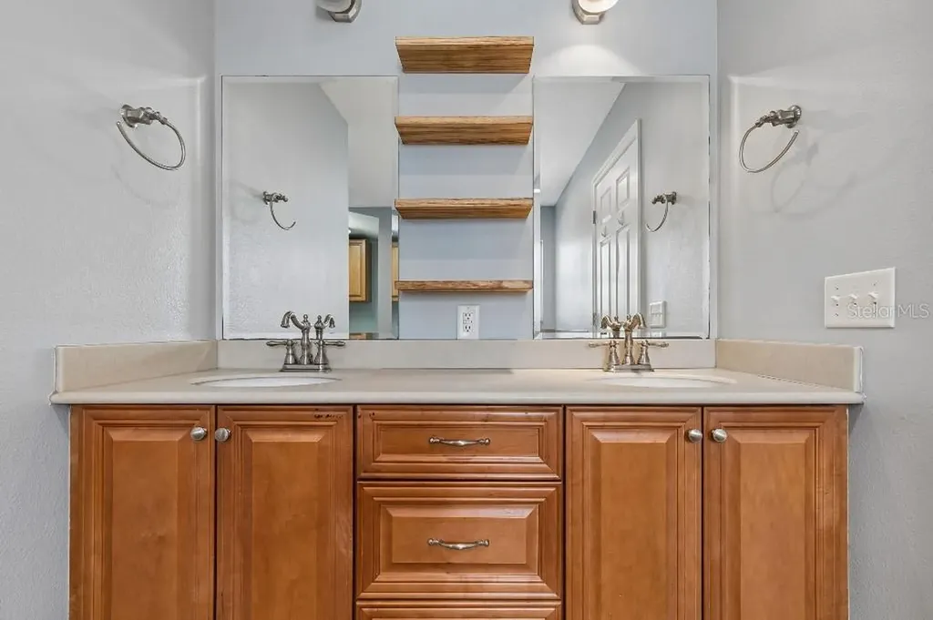 994 S Brink Avenue Sarasota FL 34237