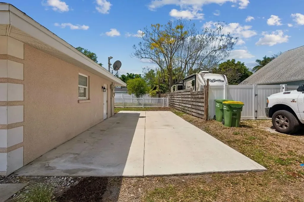 994 S Brink Avenue Sarasota FL 34237