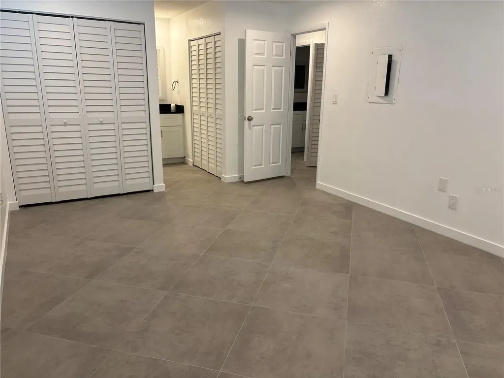 5815 Erin Lane S St Petersburg FL 33712