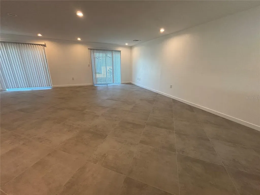 5815 Erin Lane S St Petersburg FL 33712
