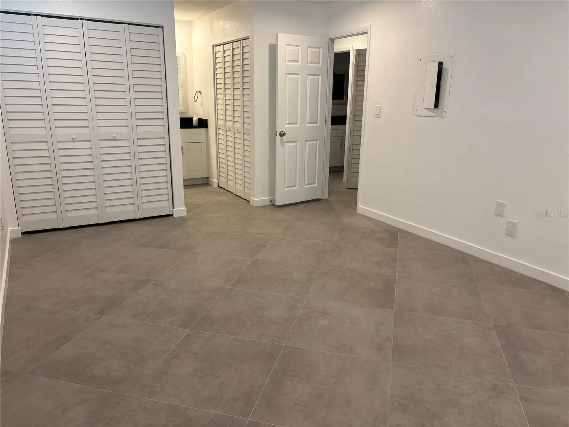 5815 Erin Lane S St Petersburg FL 33712