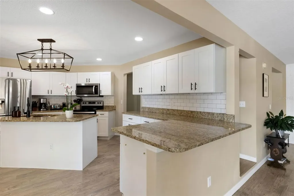 126 Woodside Drive Lakeland FL 33813