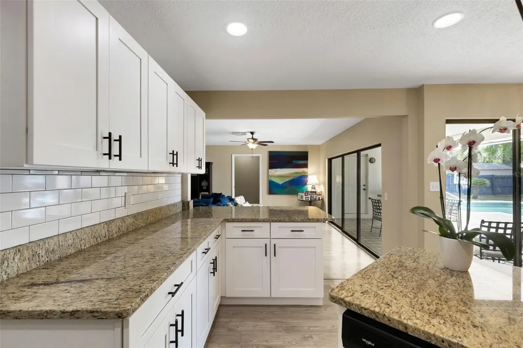 126 Woodside Drive Lakeland FL 33813