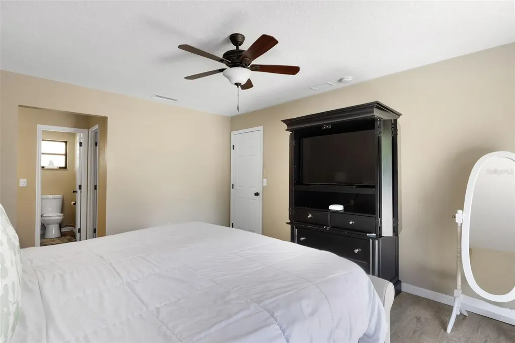 126 Woodside Drive Lakeland FL 33813