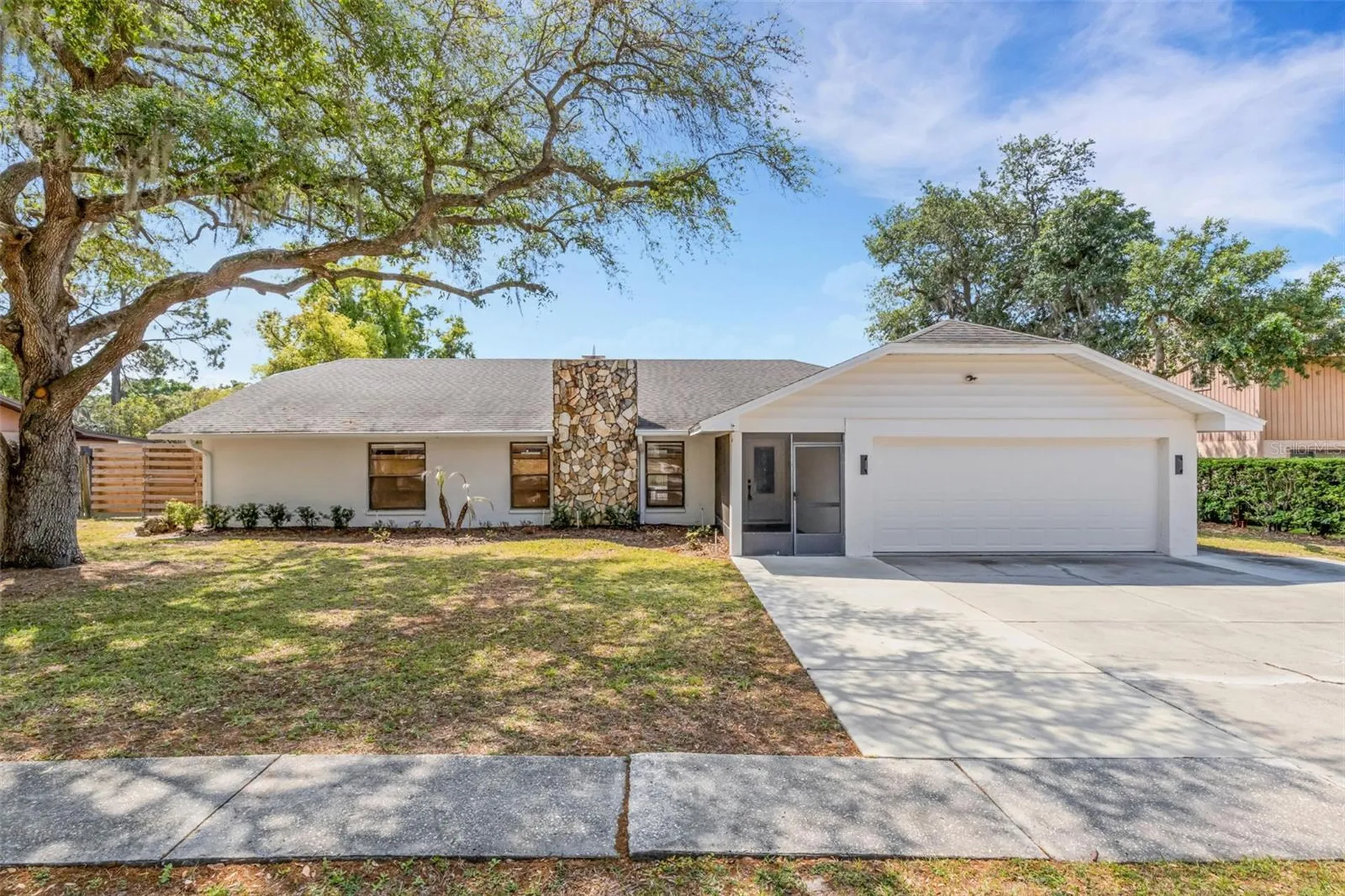 126 Woodside Drive Lakeland FL 33813