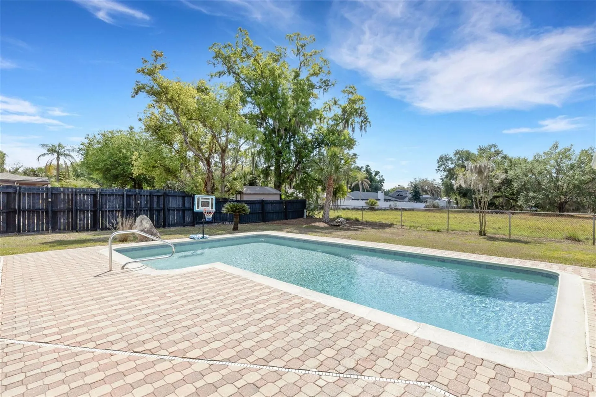 126 Woodside Drive Lakeland FL 33813