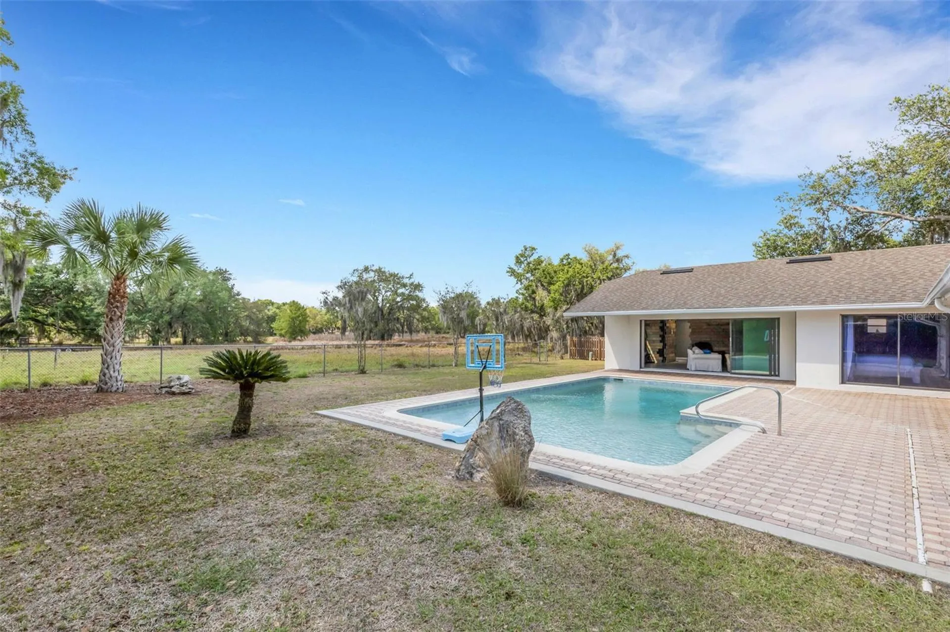 126 Woodside Drive Lakeland FL 33813