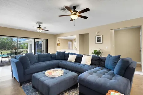 126 Woodside Drive Lakeland FL 33813