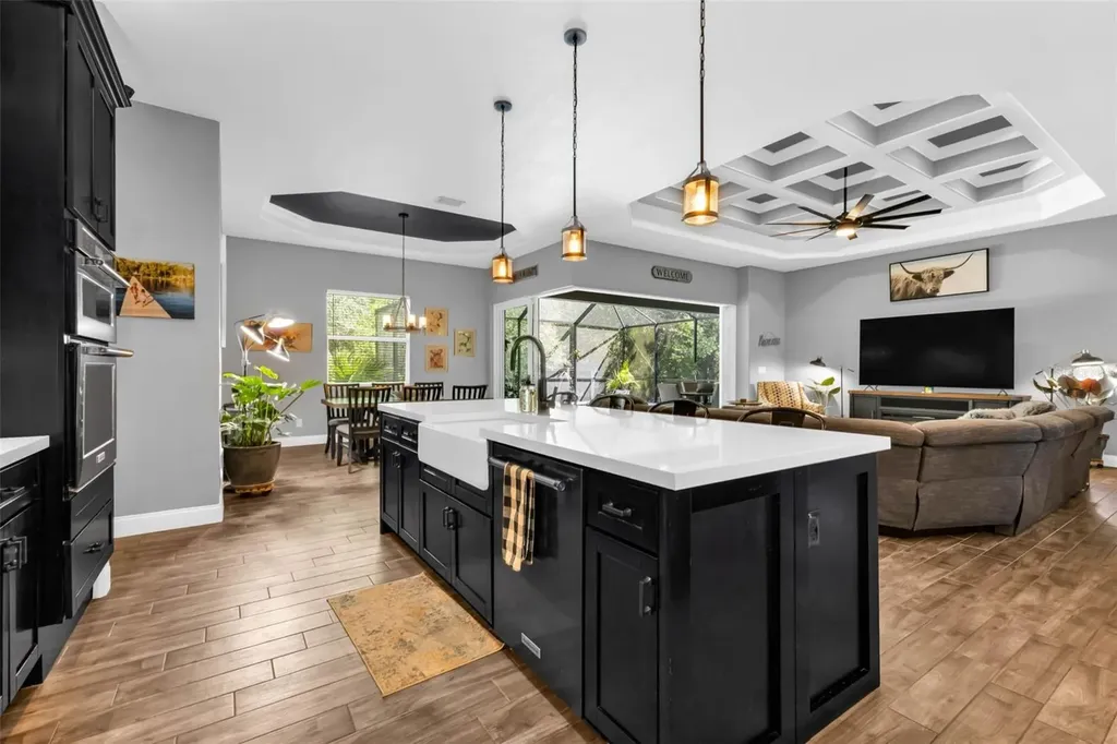11899 SW Darcy Drive Lake Suzy FL 34269