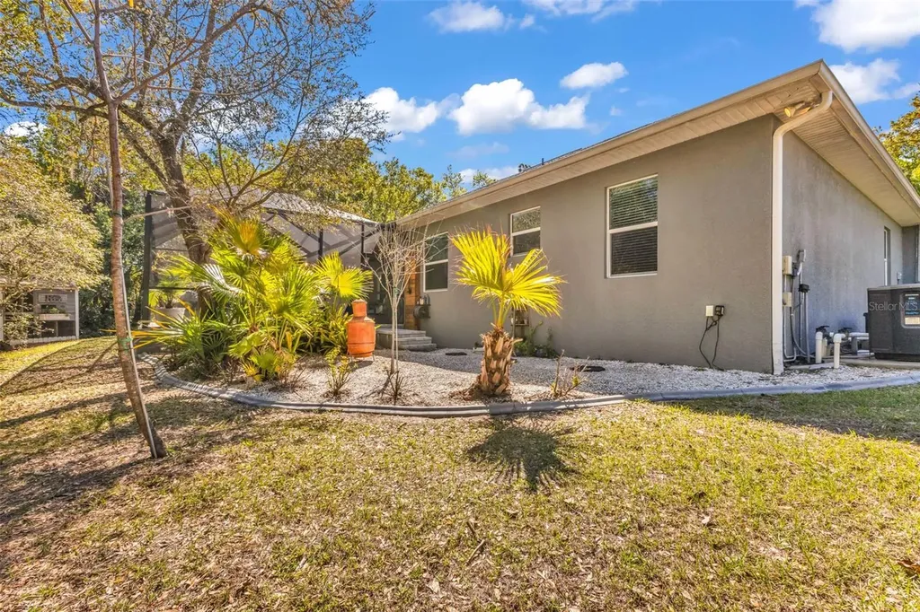 11899 SW Darcy Drive Lake Suzy FL 34269