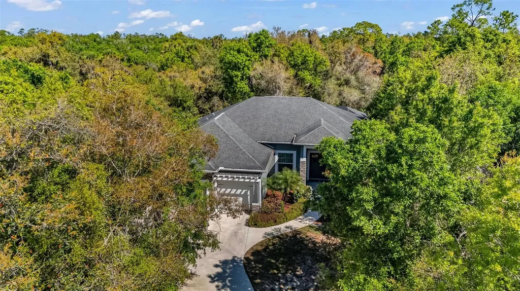 11899 SW Darcy Drive Lake Suzy FL 34269