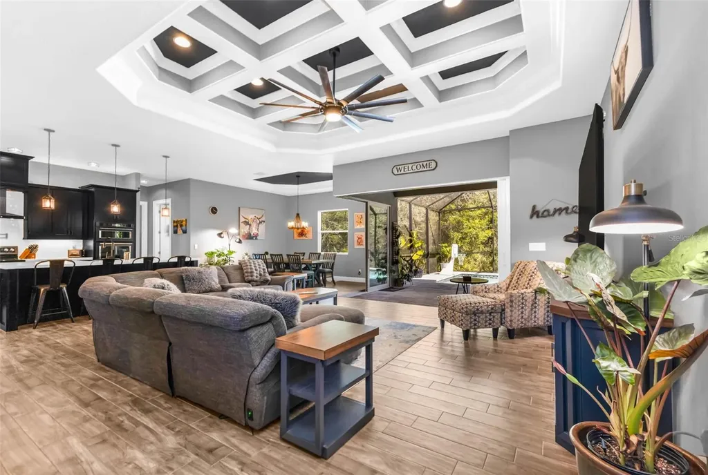 11899 SW Darcy Drive Lake Suzy FL 34269