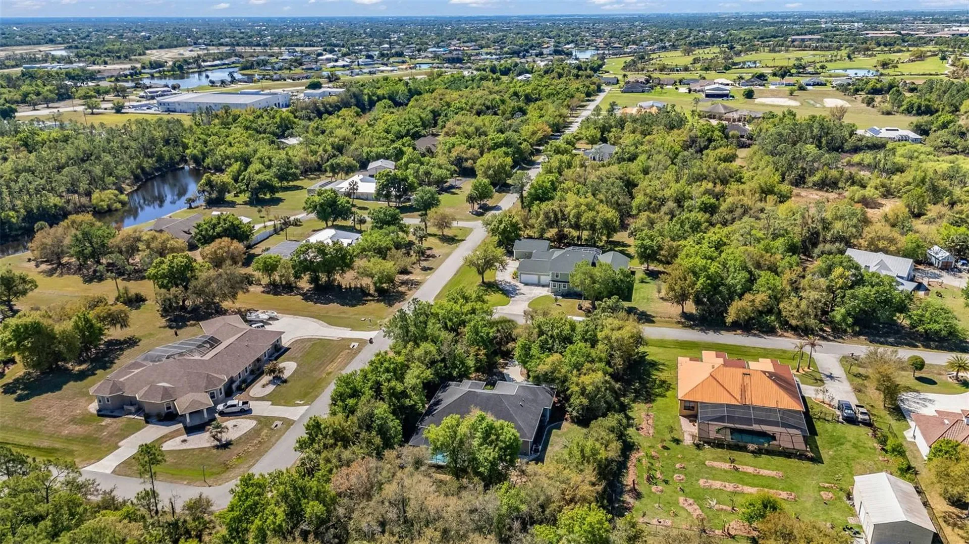 11899 SW Darcy Drive Lake Suzy FL 34269