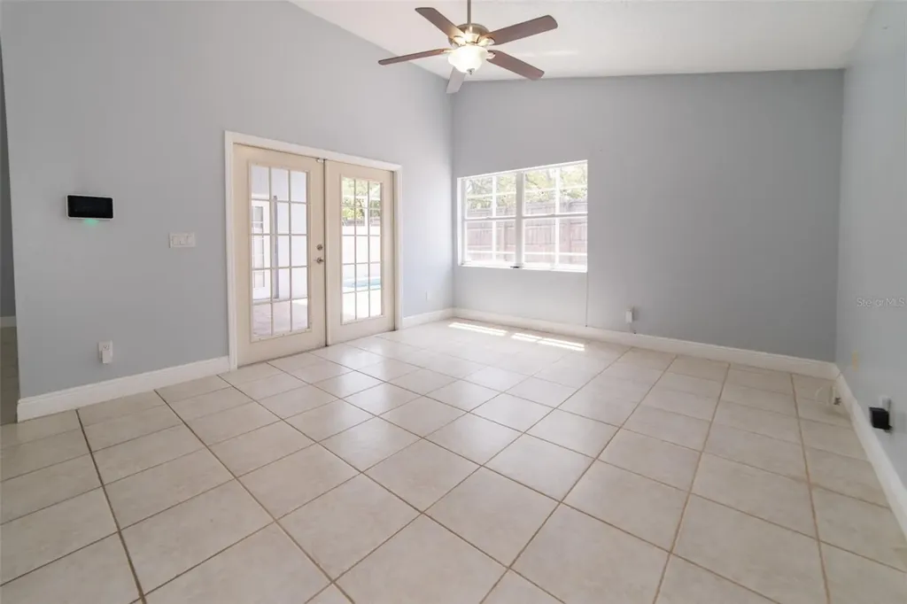 1352 Woodfield Oaks Drive Apopka FL 32703