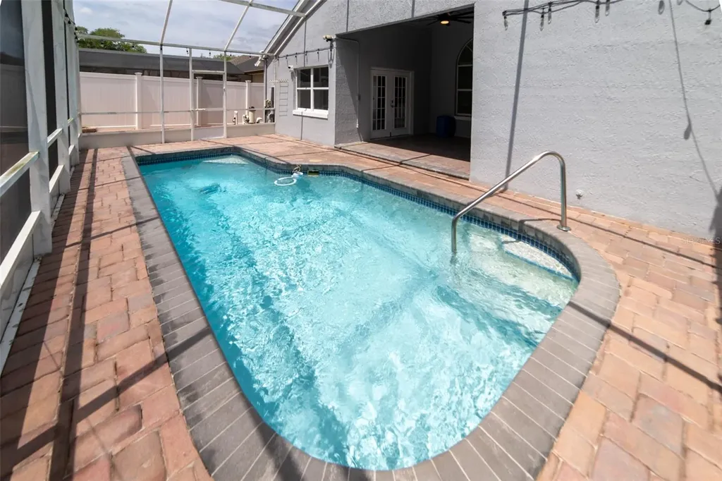 1352 Woodfield Oaks Drive Apopka FL 32703