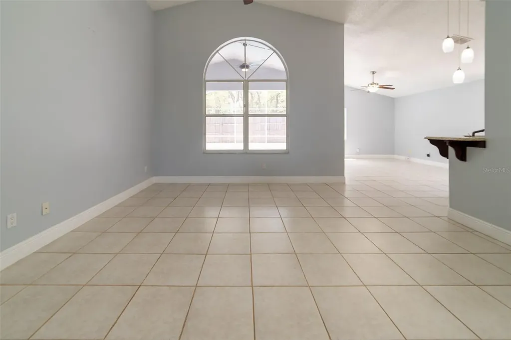 1352 Woodfield Oaks Drive Apopka FL 32703