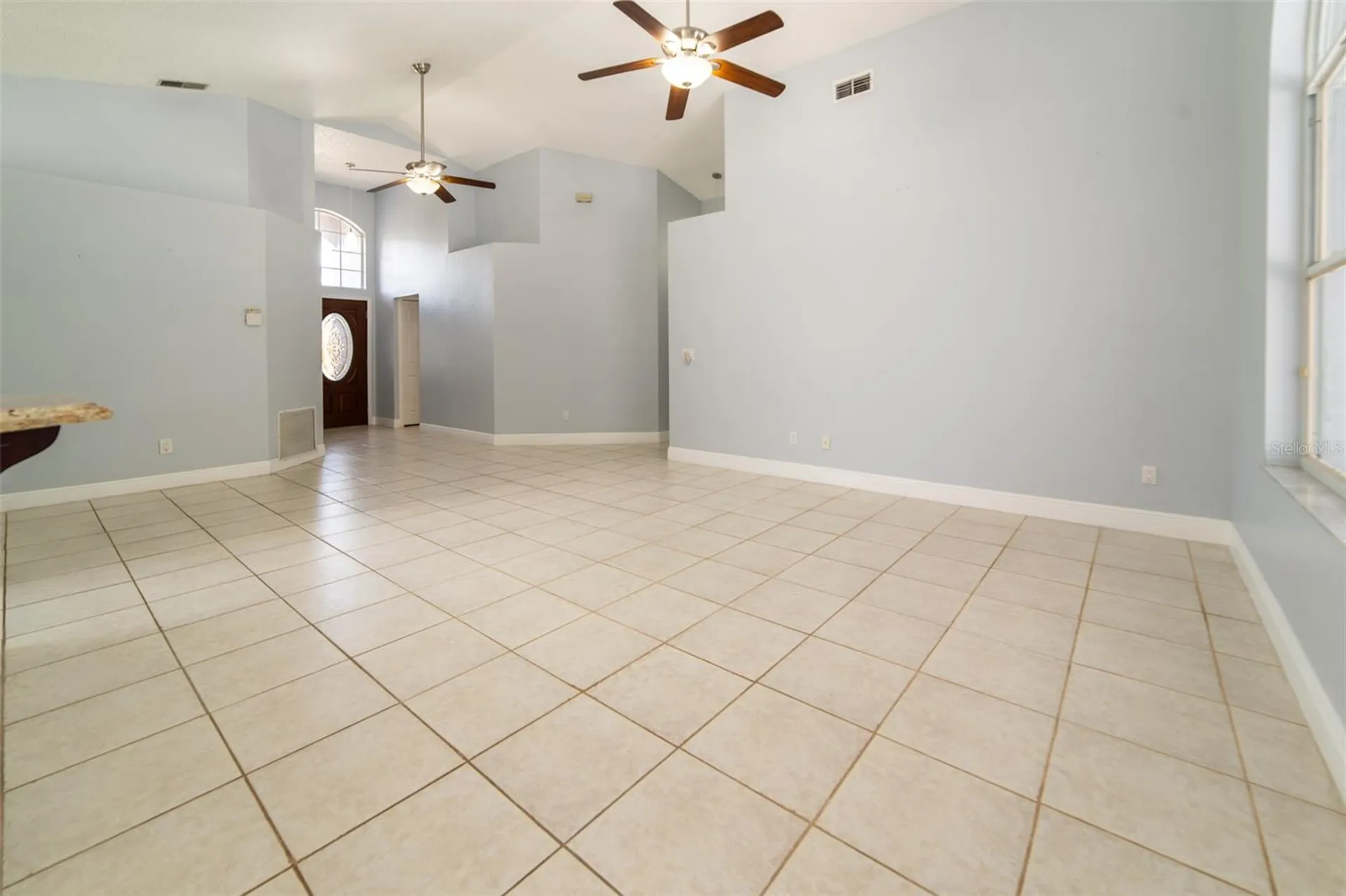 1352 Woodfield Oaks Drive Apopka FL 32703