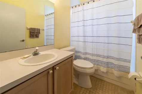 1352 Woodfield Oaks Drive Apopka FL 32703