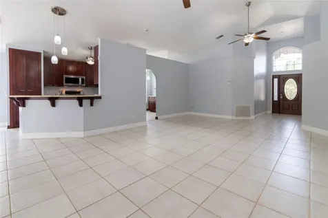 1352 Woodfield Oaks Drive Apopka FL 32703