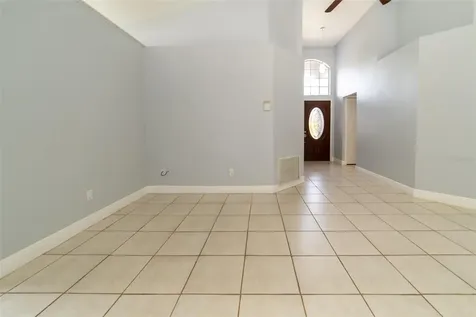 1352 Woodfield Oaks Drive Apopka FL 32703