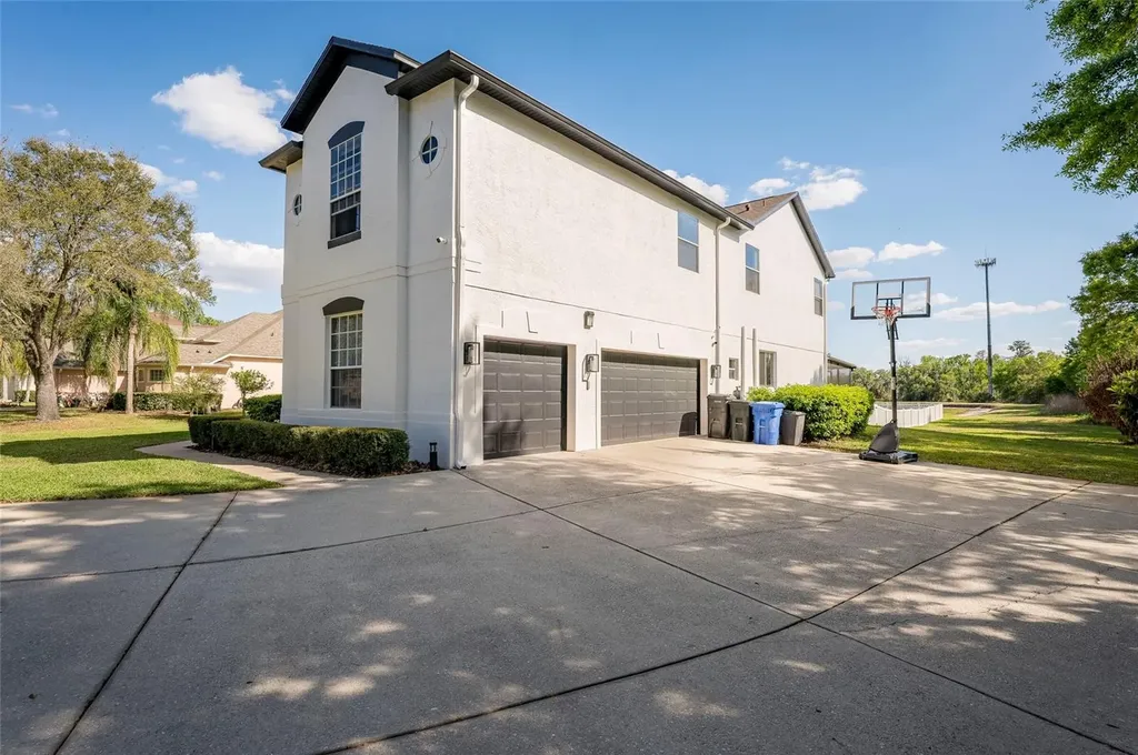 212 Excalibur Court Brandon FL 33511