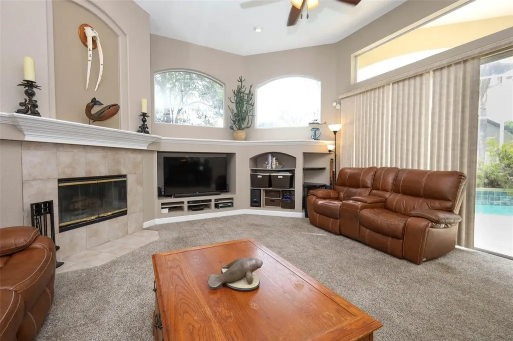 5695 Pond Pine Point Oviedo FL 32765