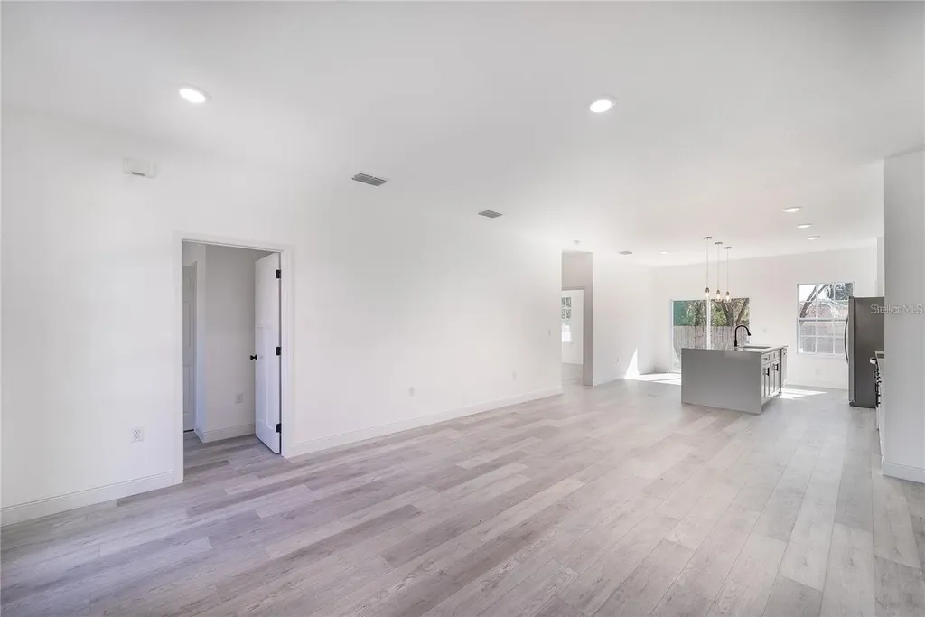 572 W Bluster Place Citrus Springs FL 34434