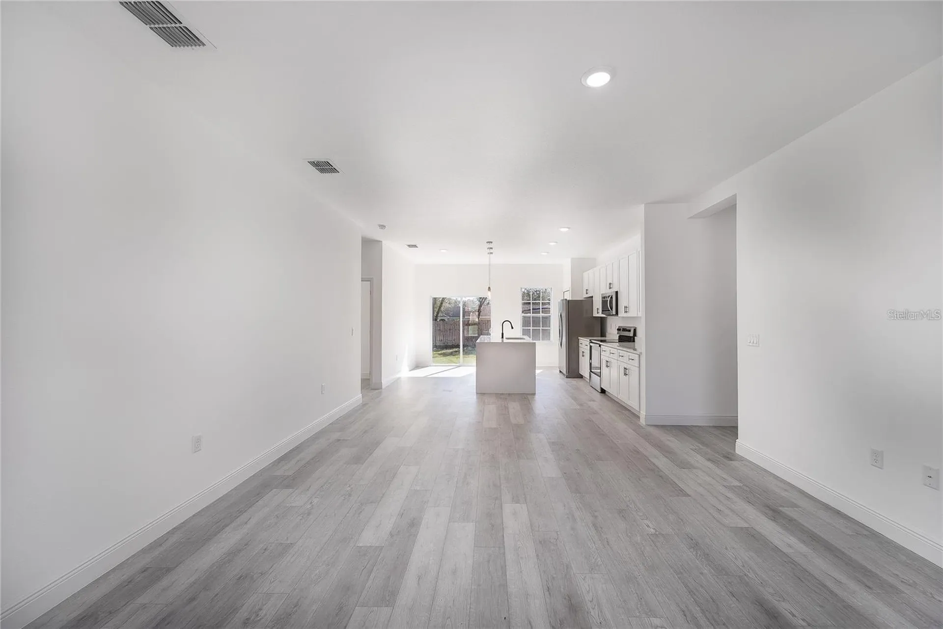 572 W Bluster Place Citrus Springs FL 34434