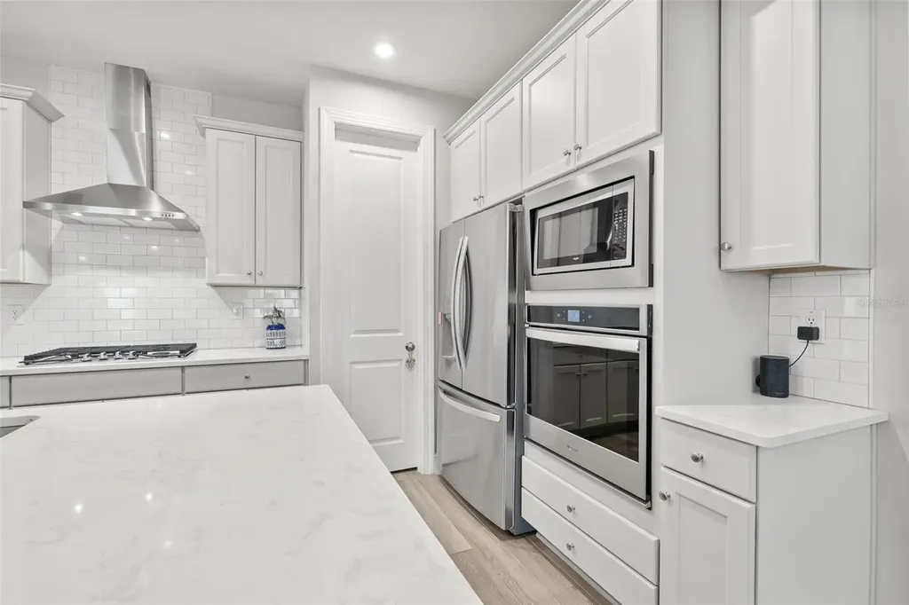 5540 Del Coronado Drive Apollo Beach FL 33572