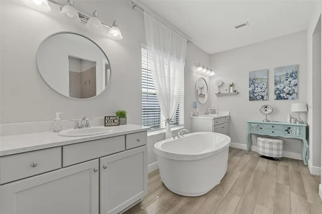 5540 Del Coronado Drive Apollo Beach FL 33572